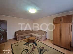 Apartament decomandat 3 camere 74 mpu 2 balcoane lift Terezian Sibiu — miniatura 3
