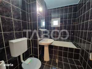 Apartament decomandat 3 camere 74 mpu 2 balcoane lift Terezian Sibiu — miniatura 6