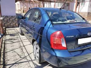 Usa stanga spate Hyundai Accent 3 — miniatura 1