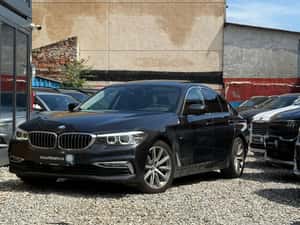 BMW 520i Luxury plus, 184 cp, interior piele, transmisie automata