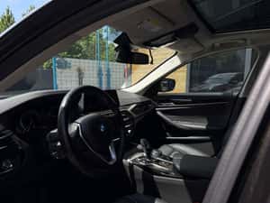 BMW 520i Luxury plus, 184 cp, interior piele, transmisie automata — miniatura 6