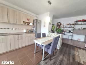 0% comision, 2 camere, strada Florilor, cu parcare — miniatura 4