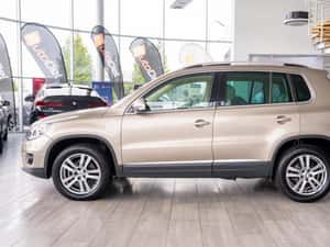 Volkswagen Tiguan Semi-automată 140 HP Diesel — miniatura 4