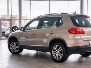 Volkswagen Tiguan Semi-automată 140 HP Diesel — miniatura 7