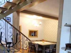 Proprietate situata in zona centrala- Piatra Neamt, oaza de eleganta si confort — miniatura 3