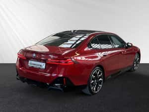 BMW 550 Hibrid, 29.830 km, 2024 — miniatura 3