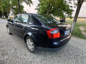 Audi A4 1.9 TDI 2002 — miniatura 3