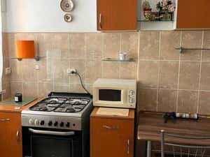 apartament cu 2 camere de inchiriat — miniatura 5