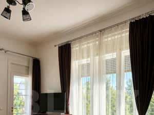 Cladire istorica, apartament, 4 camere- 130 mp, etaj 1, zona Centrala