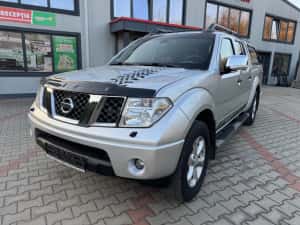 Nissan Navara 2.5DI — miniatura 1