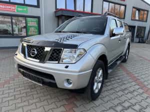 Nissan Navara 2.5DI — miniatura 9