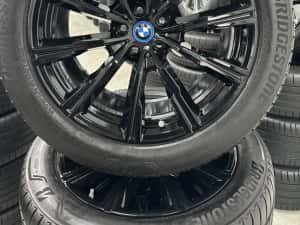 Jante Bmw X5 X6 R20 G05 G06 Originale M740 Black Bridgestone  90% de vara 2024 — miniatura 4