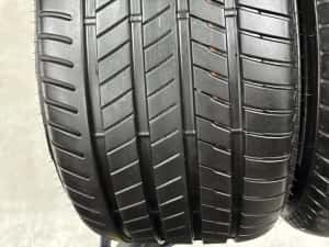 Jante Bmw X5 X6 R20 G05 G06 Originale M740 Black Bridgestone  90% de vara 2024 — miniatura 6