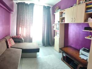 Apartament de vanzare — miniatura 4