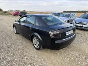 Audi A4 1.9 TDI 2003 — miniatura 4