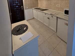 Garsoniera de inchiriat, zona Terapia — miniatura 3