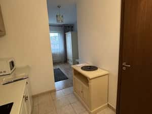 Garsoniera de inchiriat, zona Terapia — miniatura 4