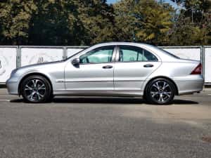 Mercedes C200 Webasto  Full Piele Trapa Benzina ( Kompressor ) W203 Facelift De Vanzare. Masina Unui Pasionat — miniatura 4