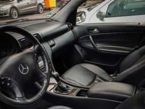 Mercedes C200 Webasto  Full Piele Trapa Benzina ( Kompressor ) W203 Facelift De Vanzare. Masina Unui Pasionat — miniatura 8