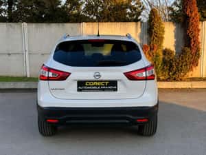 Nissan Qashqai 2016, 169.000 km, Diesel, 10.700 EUR — miniatura 5