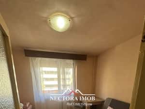 NECTORA IMOB-Apartament 3 camere, Etaj 3, 70 mp, Mobilat/Utilat — miniatura 4