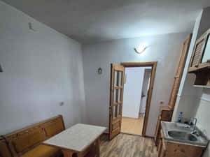 Apartament 3 camere Comănești etaj 4 — miniatura 4