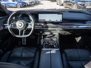 BMW 740, Vehicul second-hand, Garanție auto rulată — miniatura 6