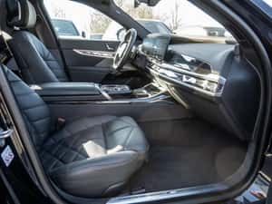 BMW 740, Vehicul second-hand, Garanție auto rulată — miniatura 7