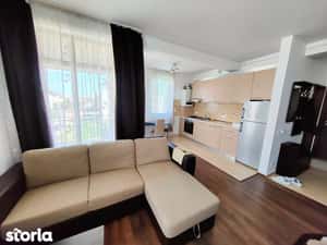 Închiriez apartament cu 2 camere în bloc nou cu loc de parcare — miniatura 5