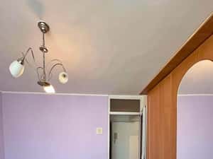De vanzare apartament 3 camere și 2 balcoane, zona centrala Roman Voda — miniatura 5