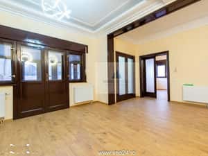 Apartament in vila de inchiriat zona Mosilor, firma sau locuit — miniatura 3