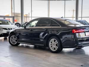 Audi A6 2017 - 63.350 km, Diesel, 190 CP, Negru — miniatura 7