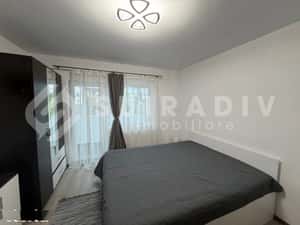 Apartament cu 2 dormitoare, balcon- zona centrala