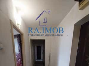 Apartament 3 camere, Blvd Republicii, et 8/10 - 88900 euro negociabil — miniatura 5
