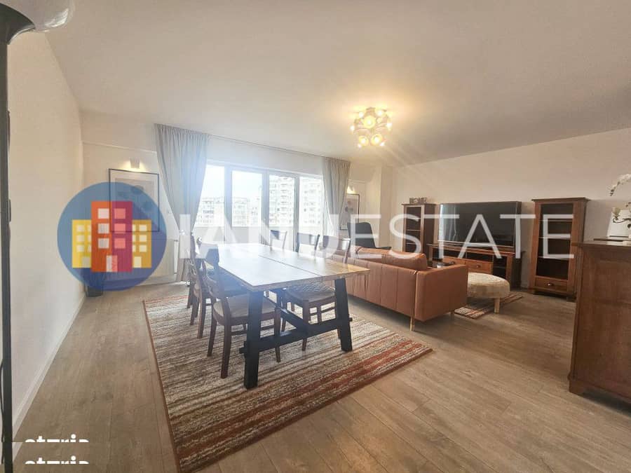 Decebal Rond Alba Iulia Piata Unirii Nou Lux Centrala Parcare Terasa — fotografie 1 din 6