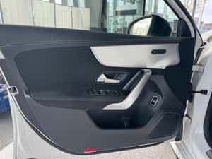 Mercedes-Benz A 250 Hibrid, 55.000 km, 2021 — miniatura 7
