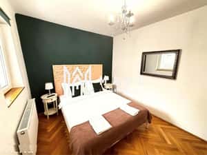 Apartament în Centru | 60 mp | 2 dormitoare | Etaj 1 | Ultracentral — miniatura 2