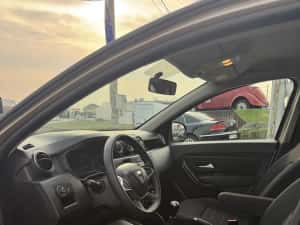 Dacia Duster 1.3 Tce Benzina 2019 136.000 KM 4x2 — miniatura 5