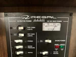 Yacht Regal 28 Express 2018 — miniatura 7