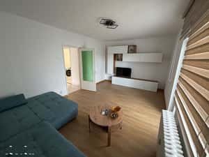 Inchiriere apartament 2 camere decomandat , Lacul Tei — miniatura 2