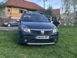 Dacia Sandero Stepway din 2012, 1.6 benzină, 229.000 km 84 cp inmatriculat — miniatura 2