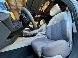 BMW i7 2025 - Electric, 3800 km, Gri — miniatura 2