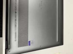 Dell Precision 5550 1TB 19-10885H CPU @ 2.40GH2,32GB Ram ID-XXL9305 — miniatura 10