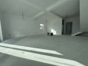 Posibiliate personalizare. Teren generos. — miniatura 4