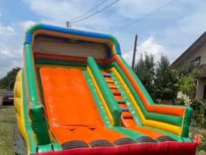 Tobogan gonflabil, locuri de joaca, idei onomastice — miniatura 5