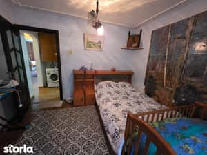 4 camere, decomandat, etaj 1, str. Aprodu Arbore, 79.900 euro neg — miniatura 6