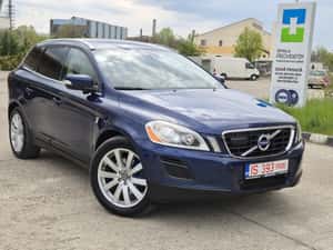 Volvo XC60 2012 4x4 – siguranță, putere și confort premium — miniatura 2