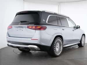 Mercedes-Benz GLS 600 Automată 557 HP Benzină — miniatura 3