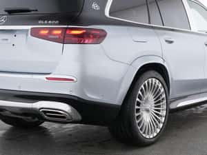 Mercedes-Benz GLS 600 Automată 557 HP Benzină — miniatura 4