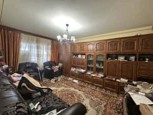 Ag imobiliara VIGAFON vinde apartament 3 camere Republicii-Caraiman